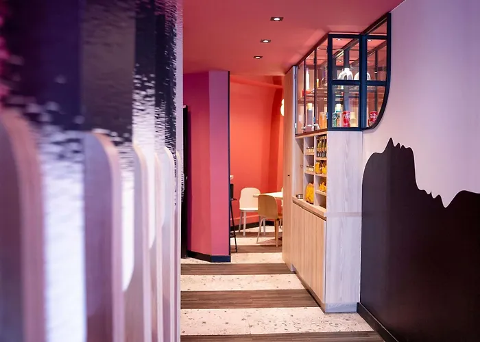 Modern Hôtel Montmartre Paris